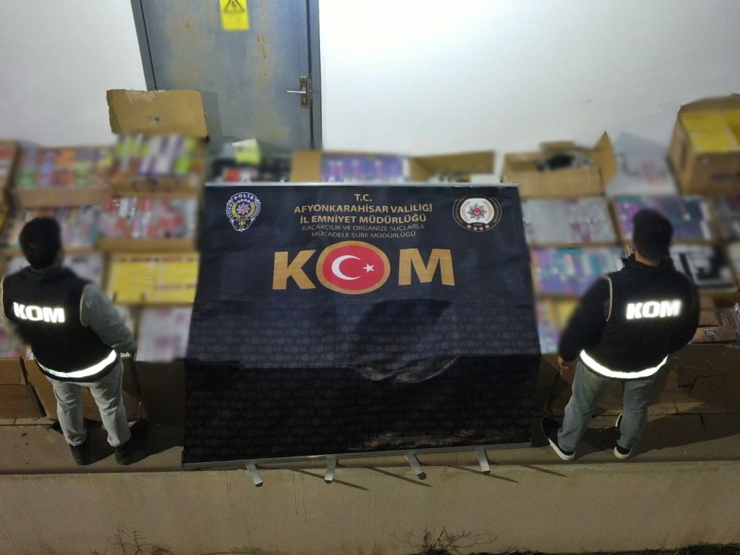 Milyonluk değerde kaçak ürün ele geçirildi