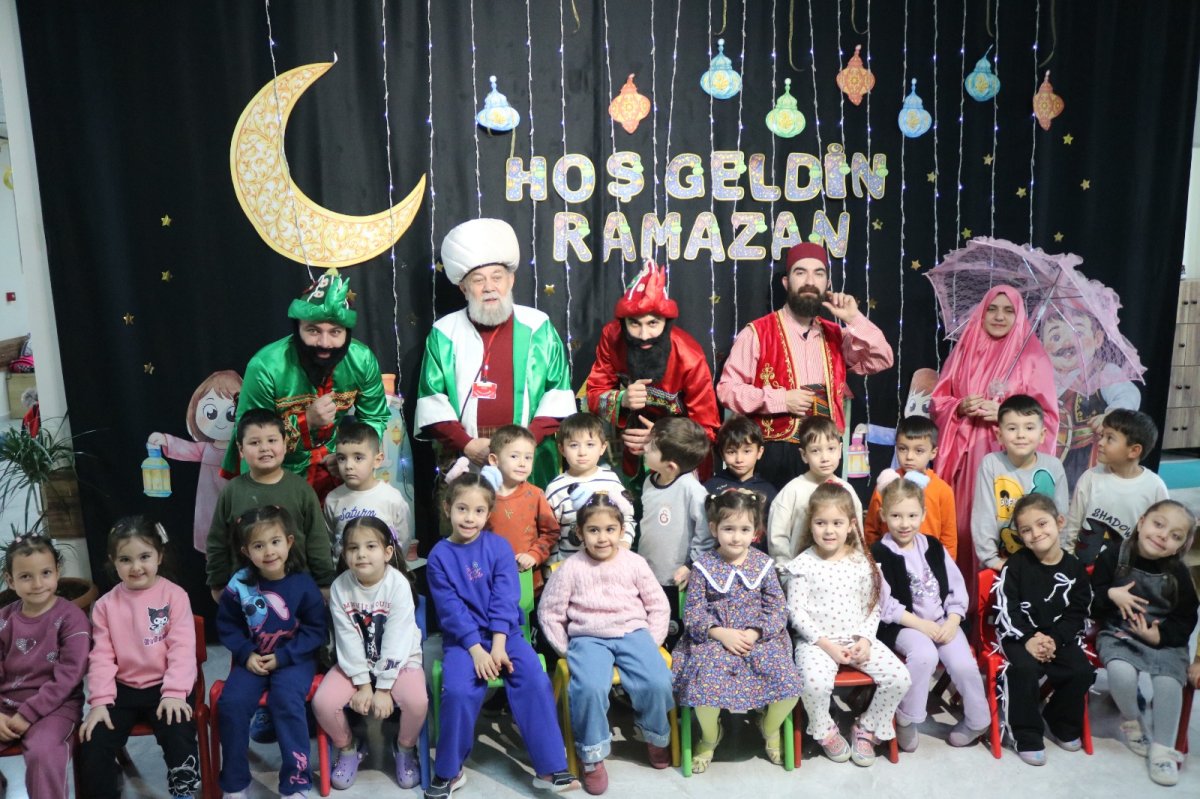 AFYON’DA MİNİK KALPLER GELENEKLE BULUŞTU