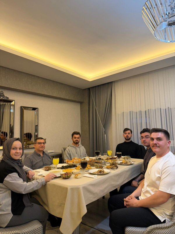 MHP’den Öğrencilere aile sıcaklığında iftar
